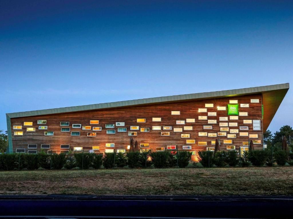 Vente Hotel Ibis Styles Le mans Sud Mulsanne - cabinet huchet demorge