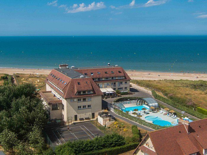 Vente hôtel club de la plage par le Cabinet Huchet Demorge